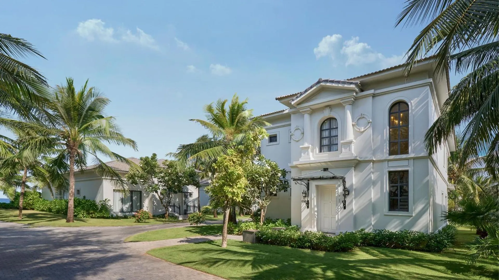 Danang Marriott Resort & Spa, Non Nuoc Beach Villas 5*, Da Nang
